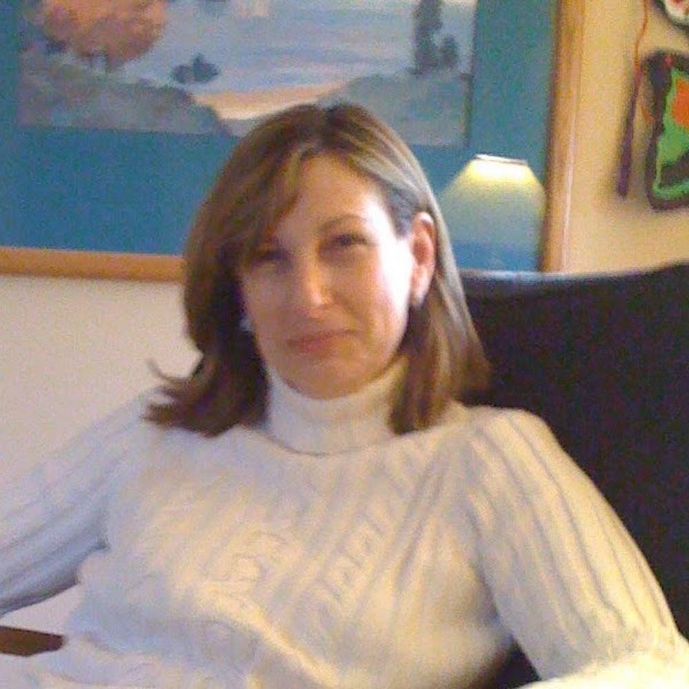 Meet your Posher, Pamela